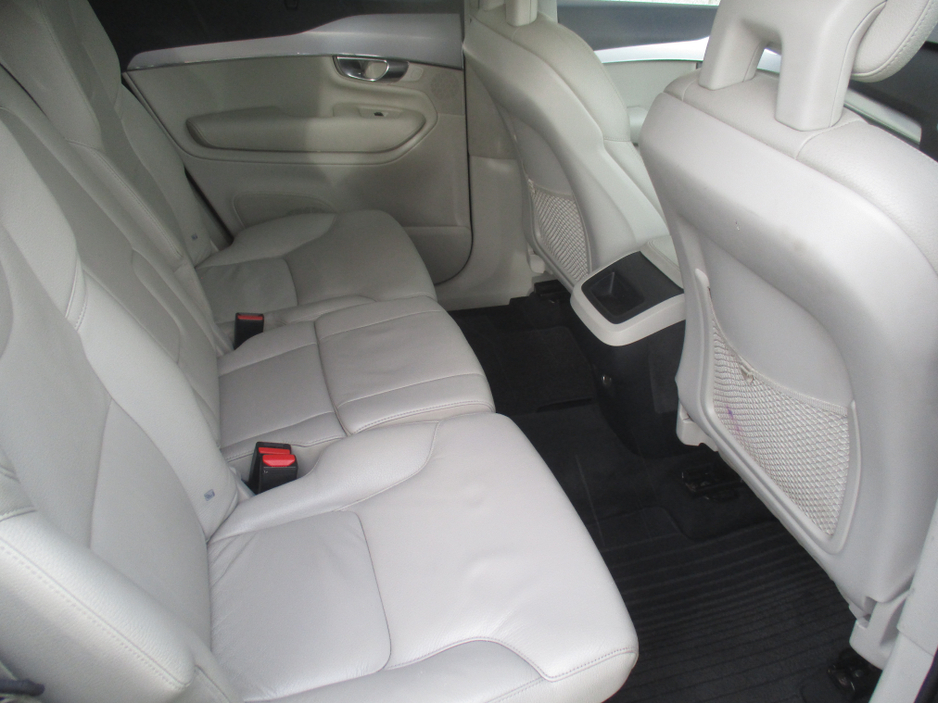 2018 Volvo XC90 D5 AWD MOMENTUM GT 5DR AUTO €29,950