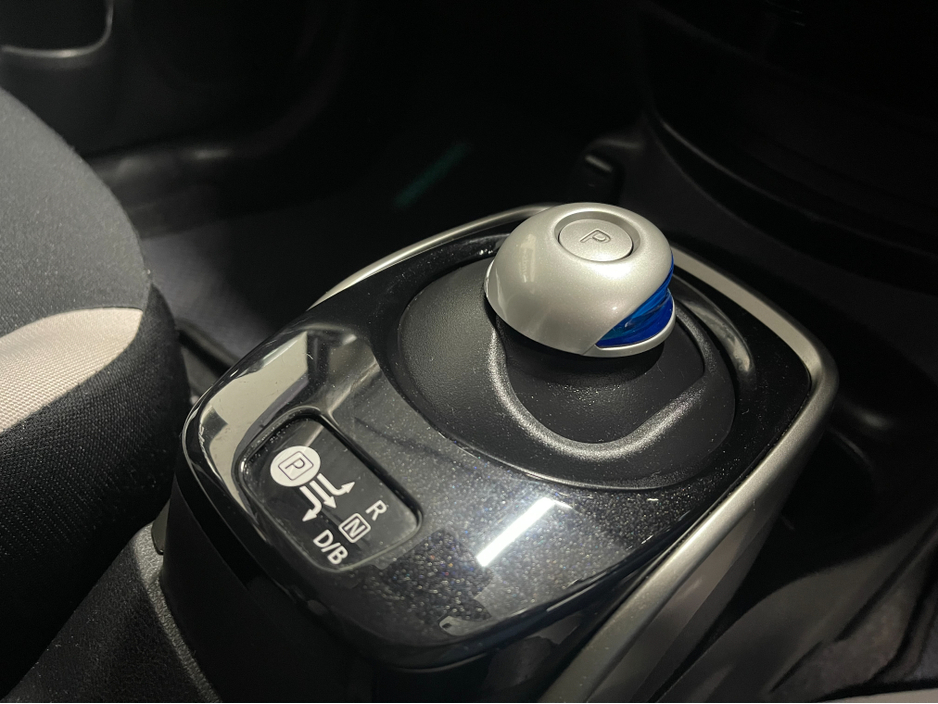 2020 Nissan Note (Low Kms) HYBRID 1.2 AUTOMATIC 5DR MODEL  www.bolandscarcentre.ie €12,900