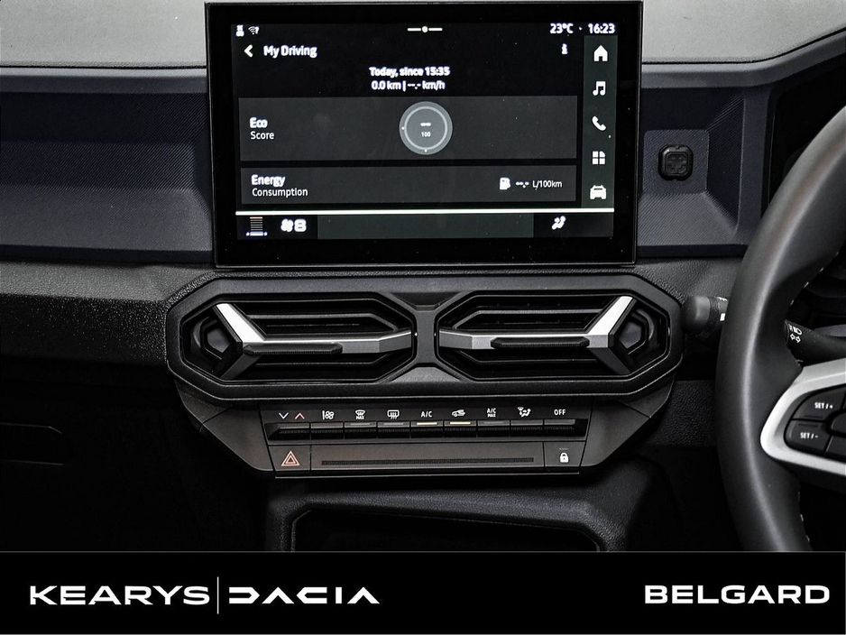 2025 Dacia Duster TCe 130 Expression €33,900