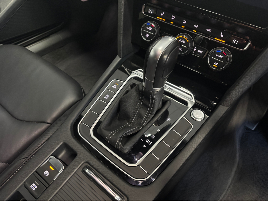 2020 Volkswagen Arteon *VOLKSWAGEN ARTEON* *2.0 PETROL* *DSG* *DIGITAL DASH* *HEATED LEATHER ELECTRIC SEATS* *REVERSE CAMERA* *HEADS UP DISPLAY* *R-LINE* *FINANCE AVAILABLE* *TRADE INS WELCOME* €33,950