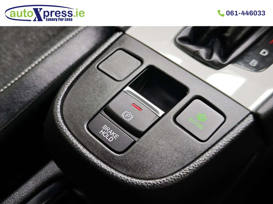 2020 Honda Fit 1.5 E:HEV BASIC Automatic, Reversing camera €16,495