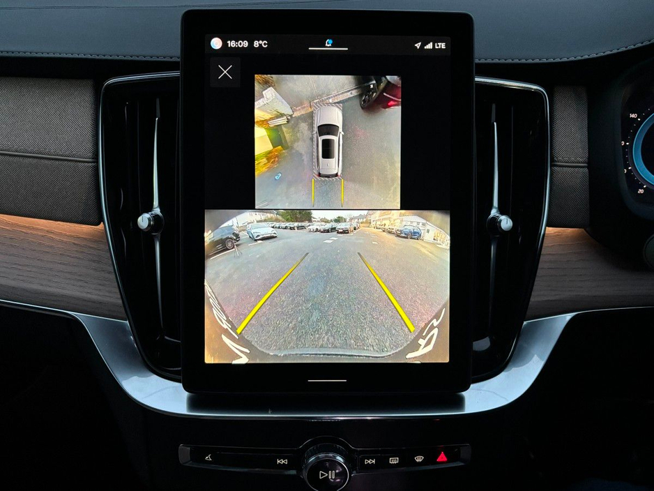 2025 Volvo XC90 T8 ULTRA BLONDE LEATHER HUGE SPEC €84,995