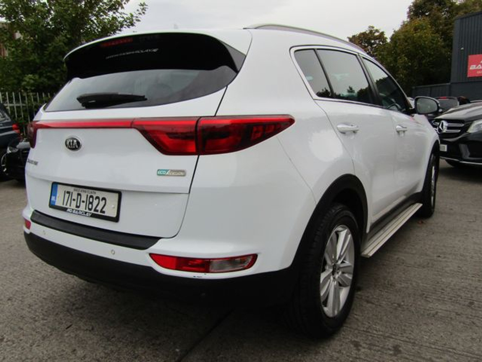 2017 Kia Sportage EX 5DR. LOW KLMS. €15,950