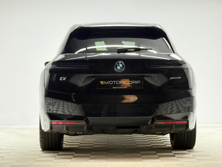 2022 BMW iX 40 M SPORT XDRIVE €41,990