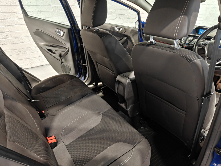 2017 Ford Fiesta TITANIUM 1.0 65PS M5 4DR €10,995