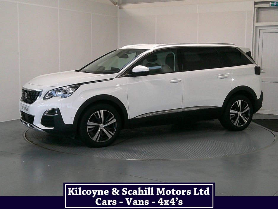 2020 Peugeot 5008 ALLURE BLUEHDI S/S A €27,950