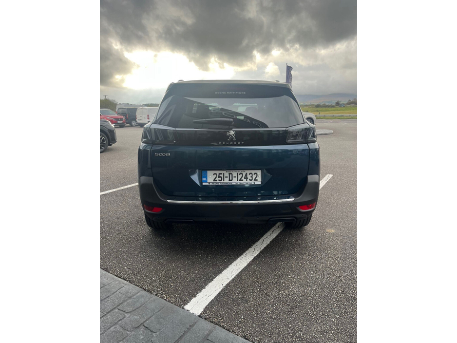 2025 Peugeot 5008 1.5 BlueHDi 130bhp Allure Auto