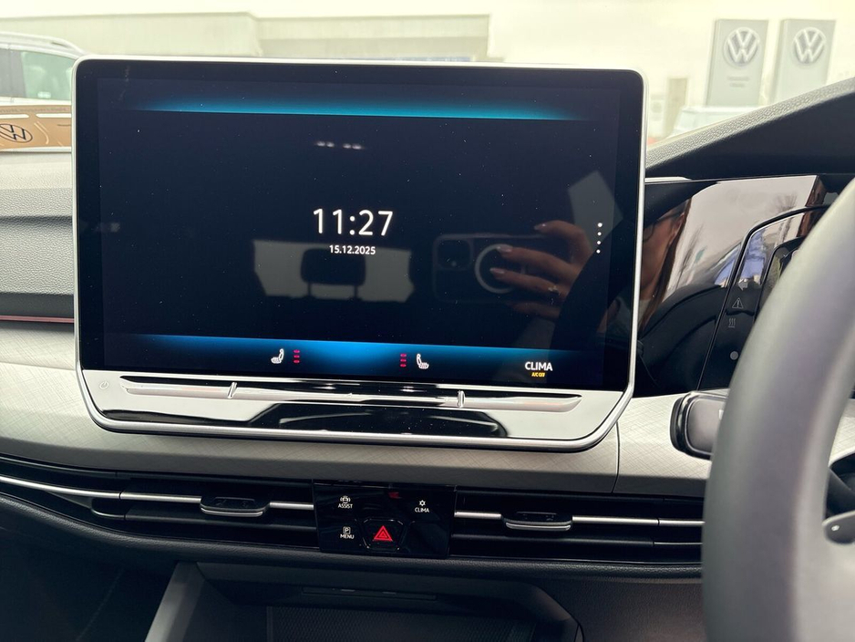 2026 Volkswagen Golf  €39,440