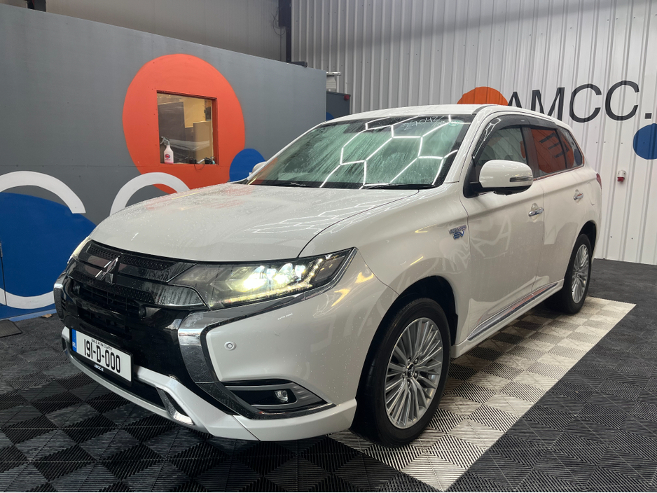 2019 Mitsubishi Outlander €21950! 2019 MITSUBISHI OUTLANDER PHEV 4WD G 2.4 AUTOMATIC / HEATED SEATS / HEATED STEERING WHEEL / CRUISE CONTROL / PADDLE SHIFTERS / €21,950