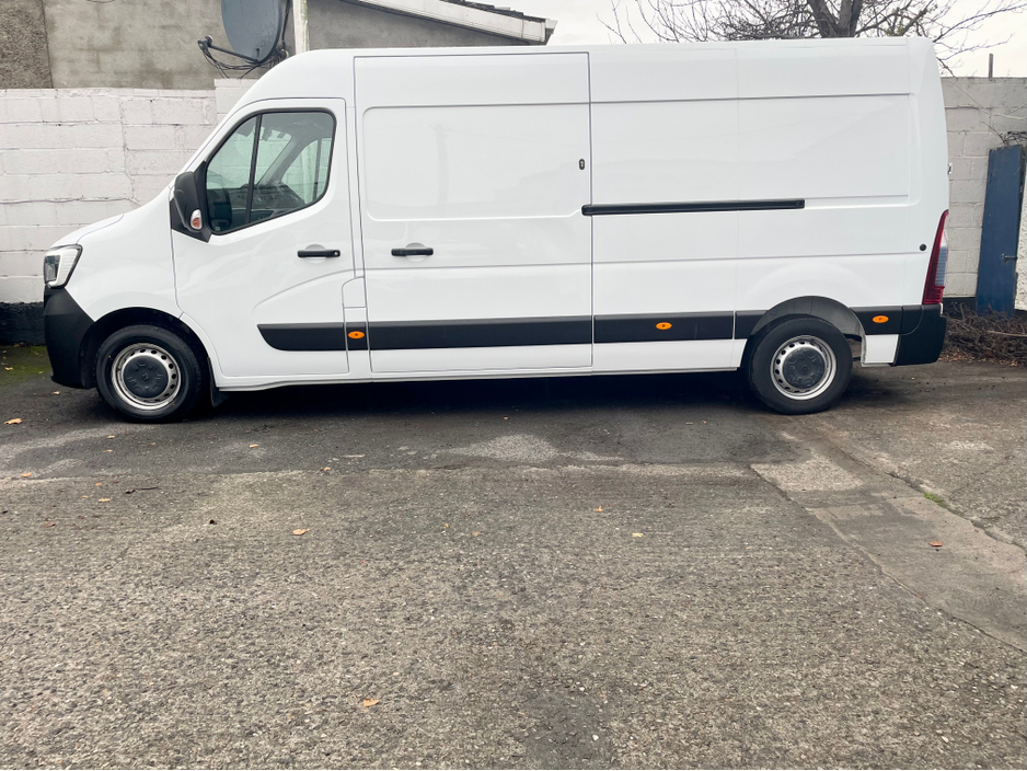 2023 Renault Master LM35 BUSINESS  2.3 BLUE DCI 135BHP FWD LWB €22,000