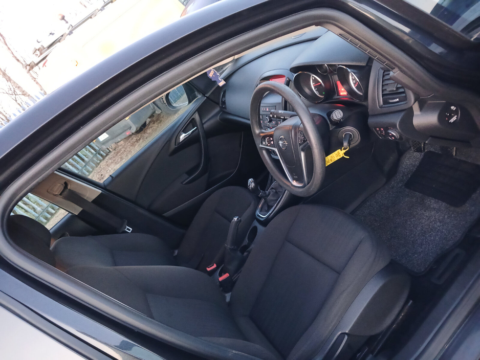 2015 Opel Astra 1.4 16v VVT 100PS S €5,995