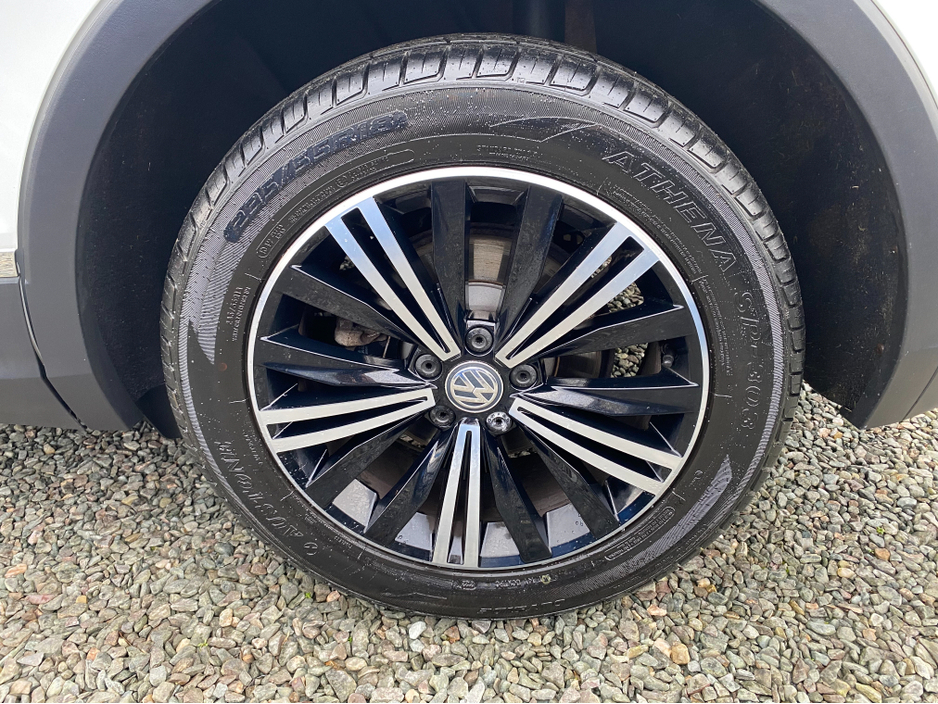 2017 Volkswagen Tiguan 2.0 TDi SE €17,995