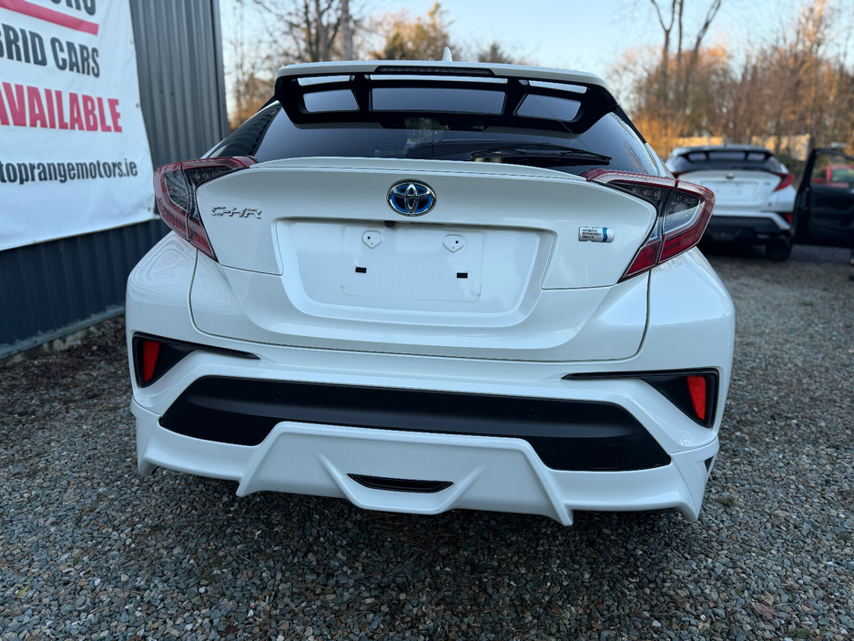 2018 Toyota C-HR 1.8 HYBRID SPORT €18,500