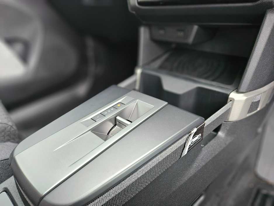 2025 Opel Frontera Hybrid GS 1.2 100hp automatic €33,600