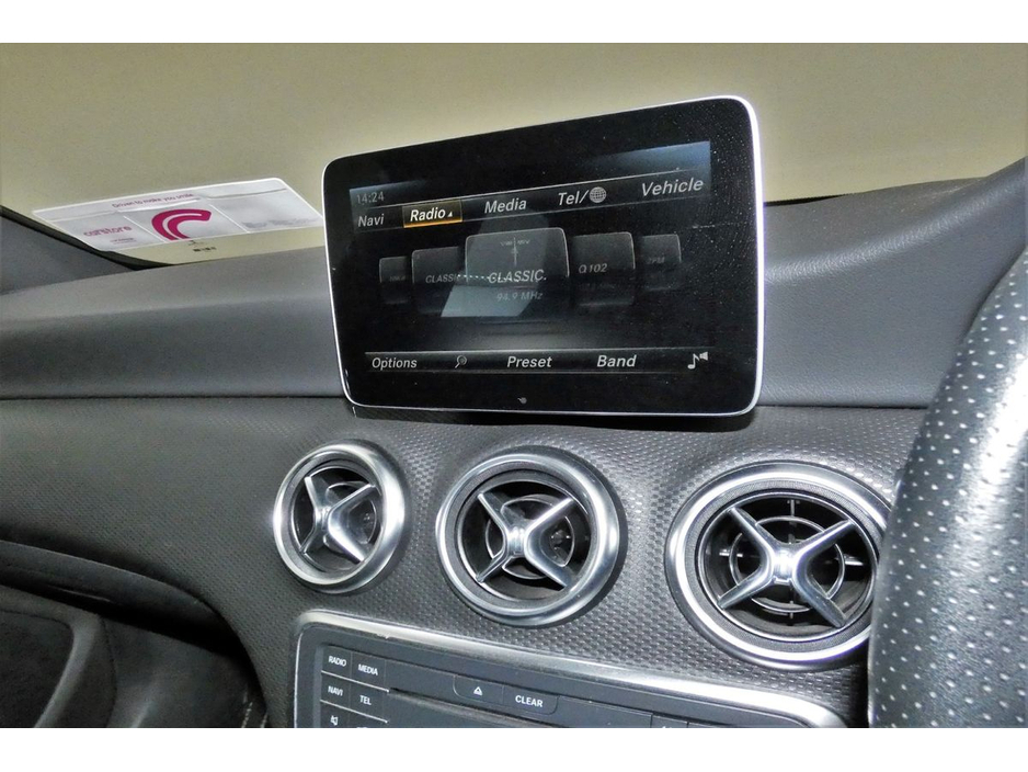 2016 Mercedes-Benz A Class A180 *HALF LEATHER MEMO SPORT SEATS*REVERSE CAM* €16,480