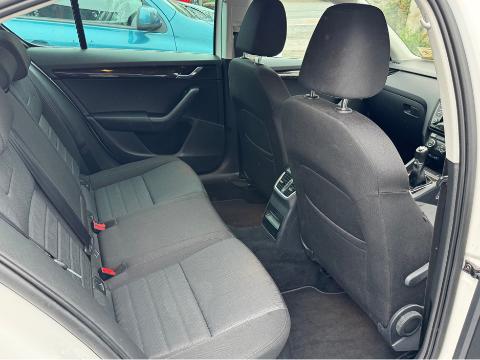 2017 Skoda Octavia STYLE 1.0 TSI 115HP 4DR €13,900