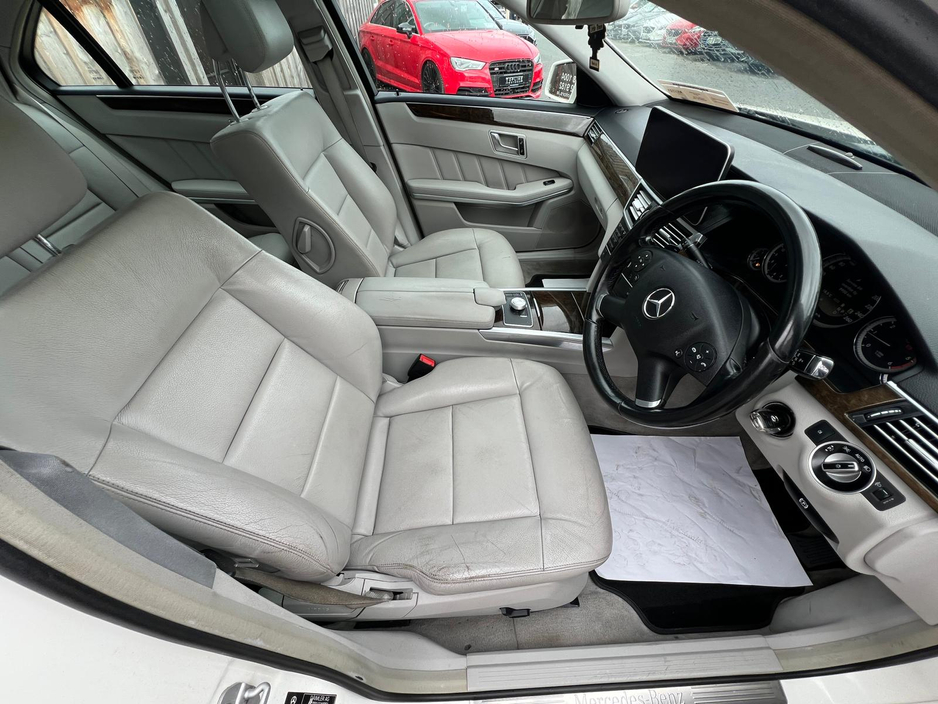 2012 Mercedes-Benz E Class ==200 CDI//AUTO//FULL LEATHER//NEW NCT//SERVICED== €8,900