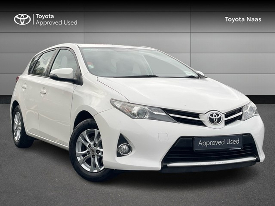 2015 Toyota Auris 1.33 5DR TERRA 4DR €12,888