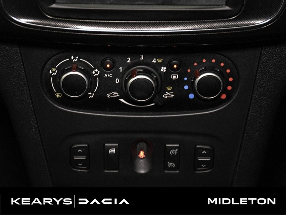 2021 Dacia Logan Signature Blue dCi 95 MY18 €13,990