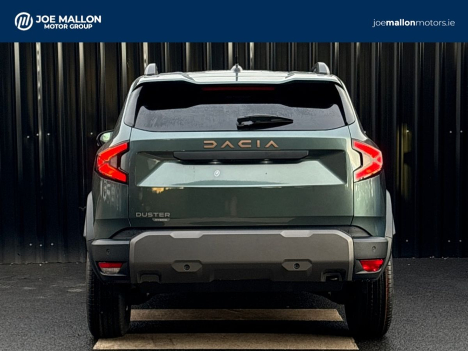2026 Dacia Duster HEV 155 Extreme €37,000