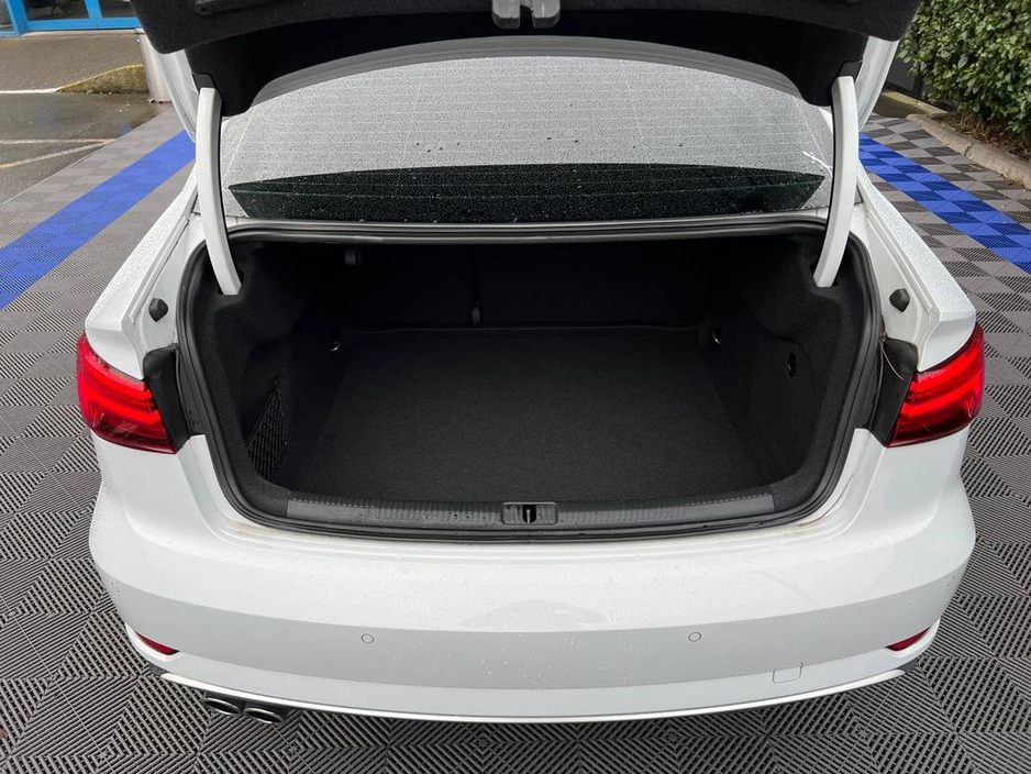 2017 Audi A3 SPORT 2.0 TFSI QUATTRO // NEW 19" S-LINE ALLOYS // LEATHER POWERED HEATED SEATS // DIGITAL CLUSTER €19,950