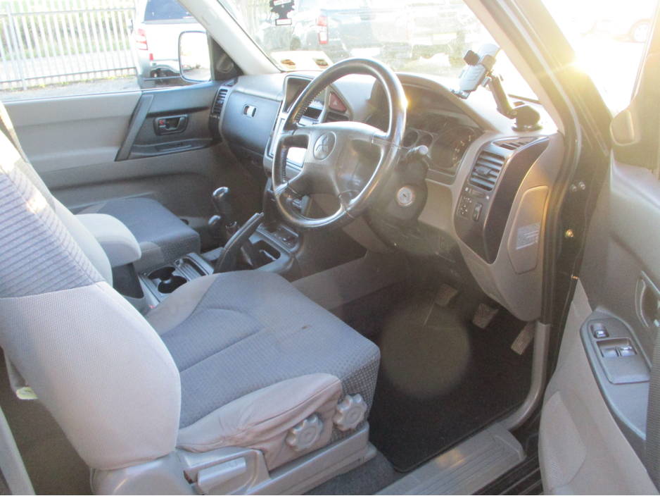 2007 Mitsubishi Pajero 2.5 TDI GLS SWB 5 SEAT €9,495