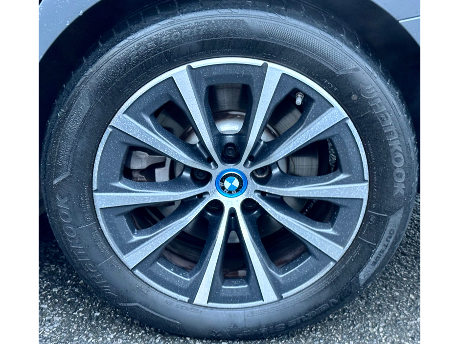 2024 BMW 3 Series 330e SPORT AUTO €40,950