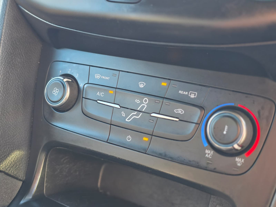 2018 Ford Focus T ST-LINE ECOBOOST 140PS €11,900