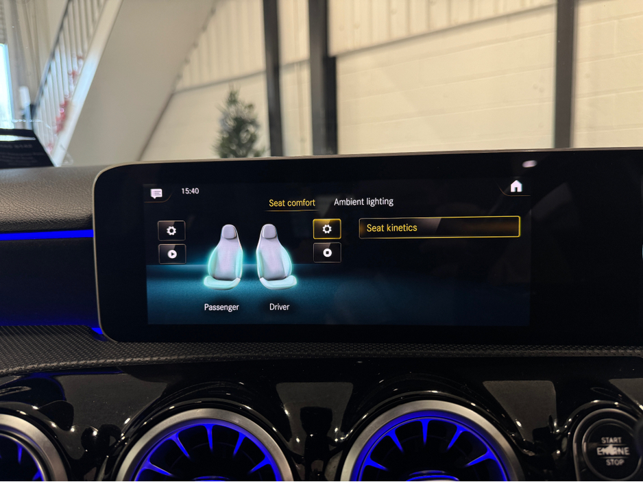 2018 Mercedes-Benz A Class A180 D AMG LINE PREMIUM + 5DR AUTO €24,995