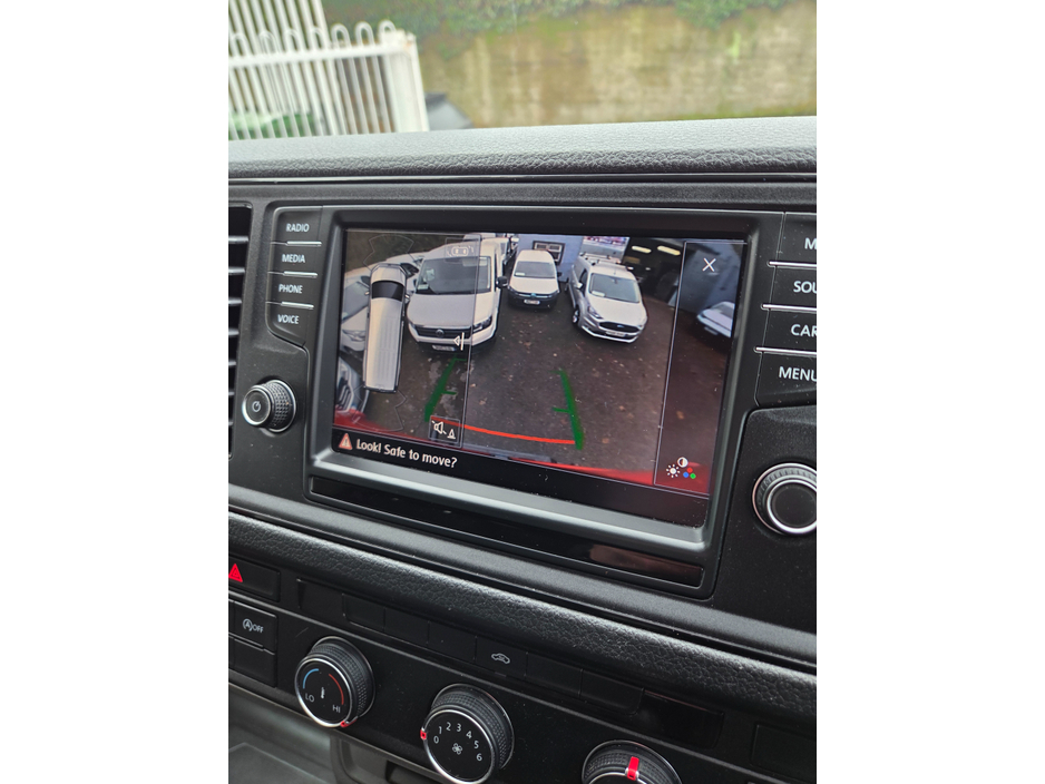 2018 Volkswagen Crafter 30 MWB 140HP MANUAL 6SPEED FWD HR 5DR €15,000