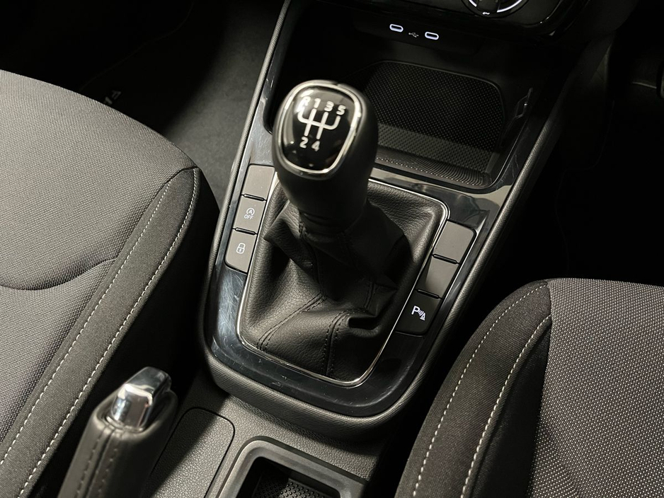 2025 Skoda Fabia Selection 1.0MPI 80BHP - Reversing Camera - Air-Conditioning - Cruise Control - Auto Lights/Wipers - Apple CarPlay/Android Auto €23,950