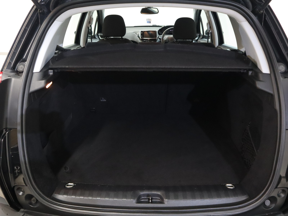 2016 Peugeot 2008 *33*  ACTIVE 1.6 BLUE HDI 100 4 4DR €11,900