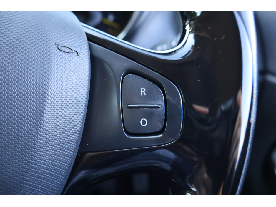 2015 Renault Captur INTENSE (Reserved Deposit Taken)