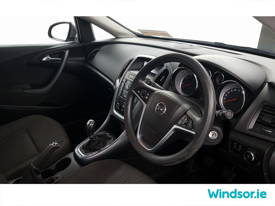 2016 Opel Astra 1.6CDTi 110PS S/S €10,995