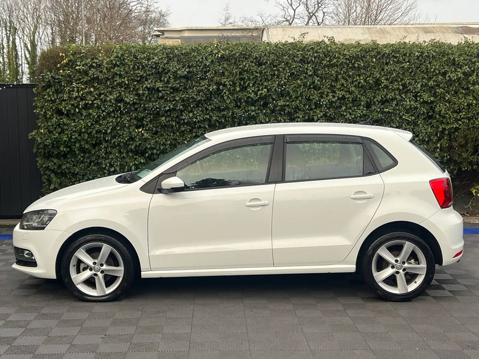 2016 Volkswagen Polo HIGHLINE 1.2 TSI AUTO // FULL SERVICE HISTORY // LEATHER/ALCANTARA HEATED SEATS // REVERSE CAMERA €13,900