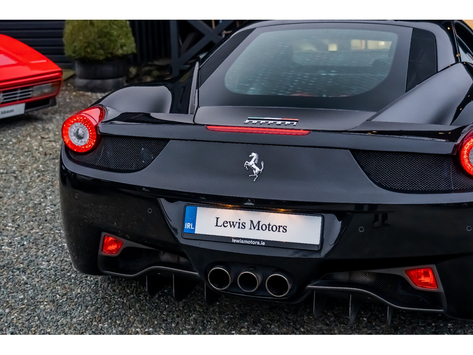 2013 Ferrari 458  €249,950