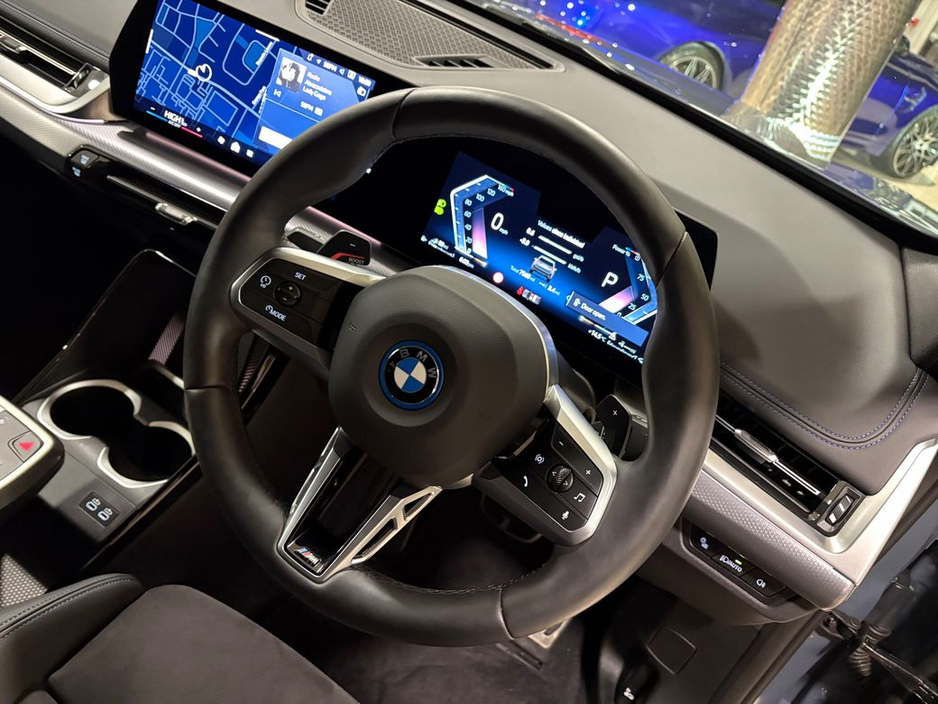 2025 BMW X1 25e M-SPORT PRO X-DRIVE=ONLY 8000 MILES//HUGE SPEC//AS NEW=BMW WARRANTY UNTIL 02/2028=TAILORED FINANCE PACKAGES INCL PCP AVAILABLE=TRADE IN'S WELCOME €52,995