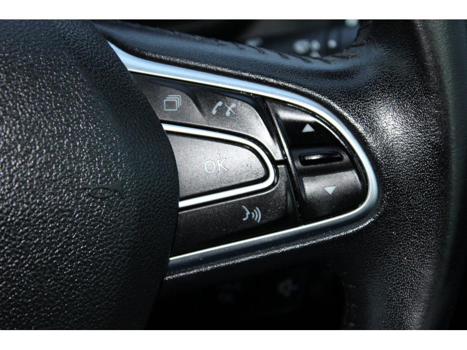 2019 Renault Megane 1.3 TCe 140 GPF Play €13,950