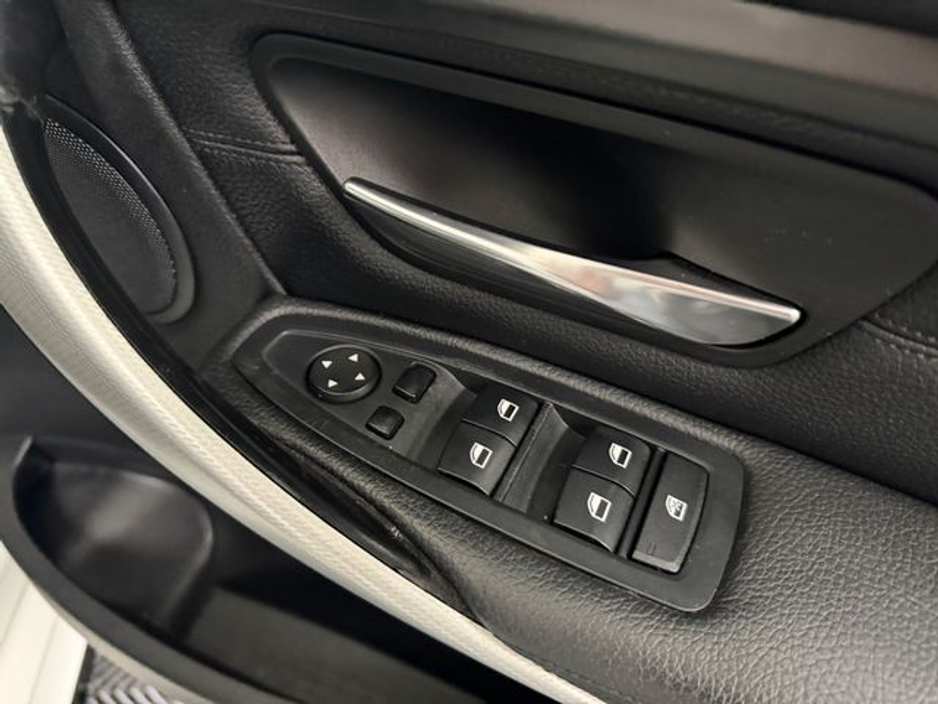 2015 BMW 3 Series 2.0 Automatic Low Mileage Upgraded Lip Kit €17,777