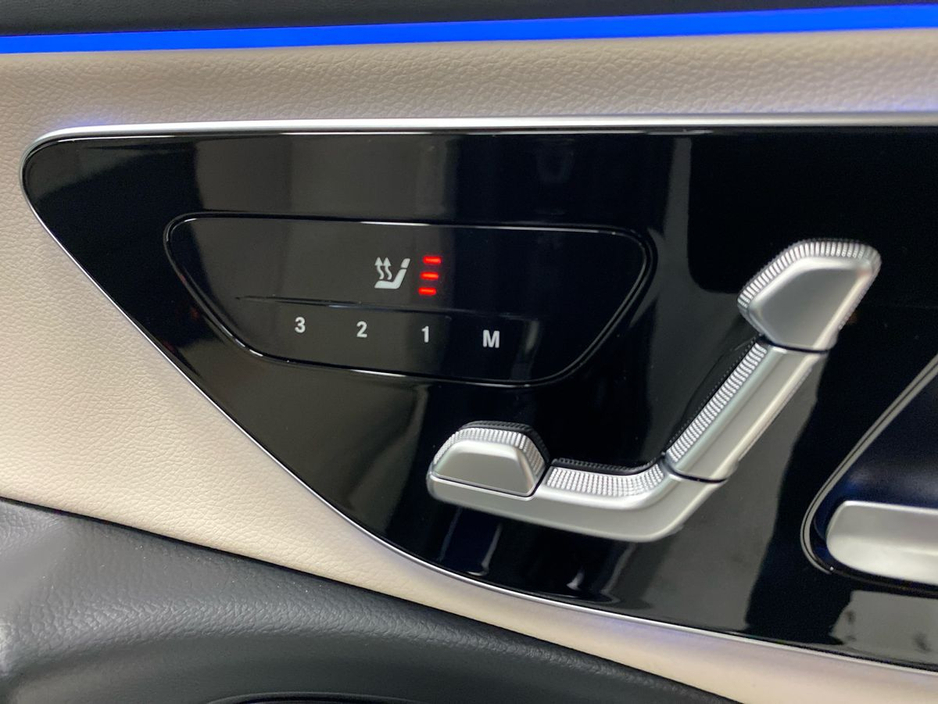 2025 Mercedes-Benz E Class E 300de AMG BLUE | Massage Seats for Driver, Heated Seats, Reversing Camera, Memory Seat Package €82,950