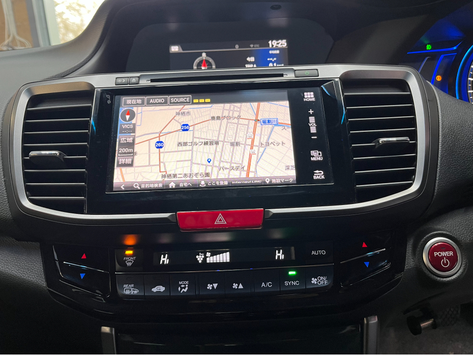 2019 Honda Accord €21950 2019 HONDA ACCORD HYBRID LX 2.0 AUTOMATIC / ELECTRIC SEATS / CRUISE CONTROL / REVERSE CAMERA €21,950