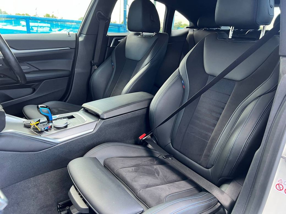 2022 BMW i4 XDRIVE40E M-SPORT COMPETITION // VIRTUAL COCKPIT // NEW 20" COMPETITION ALLOYS // AMBIENT LIGHTING €34,900