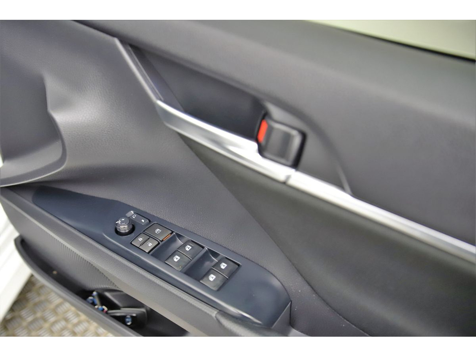 2021 Toyota Camry 2.5 HYBRID *REVERSE CAM*PEARL PAINT*PARK SENSORS* €30,490