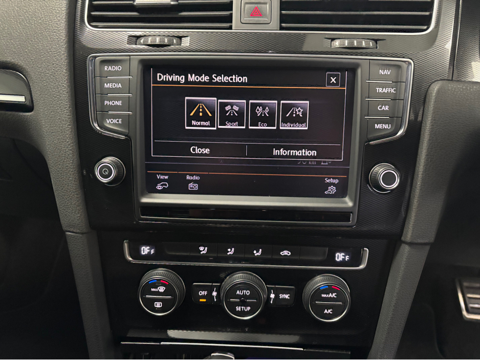 2014 Volkswagen Golf *VOLKSWAGEN GOLF GTI* *DSG* *KEYLESS ENTRT* *LOW MILEAGE* *PARKING SENSORS* *BT AUDIO* *DRIVE MODES* *TRADE INS WELCOME* *6 MONTH WARRANTY* €18,950