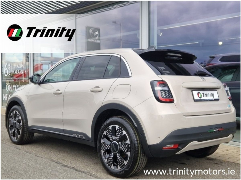 2026 Fiat 600 * ALL NEW FIAT 600 ELECTRIC * TRINITY MOTORS * €34,895