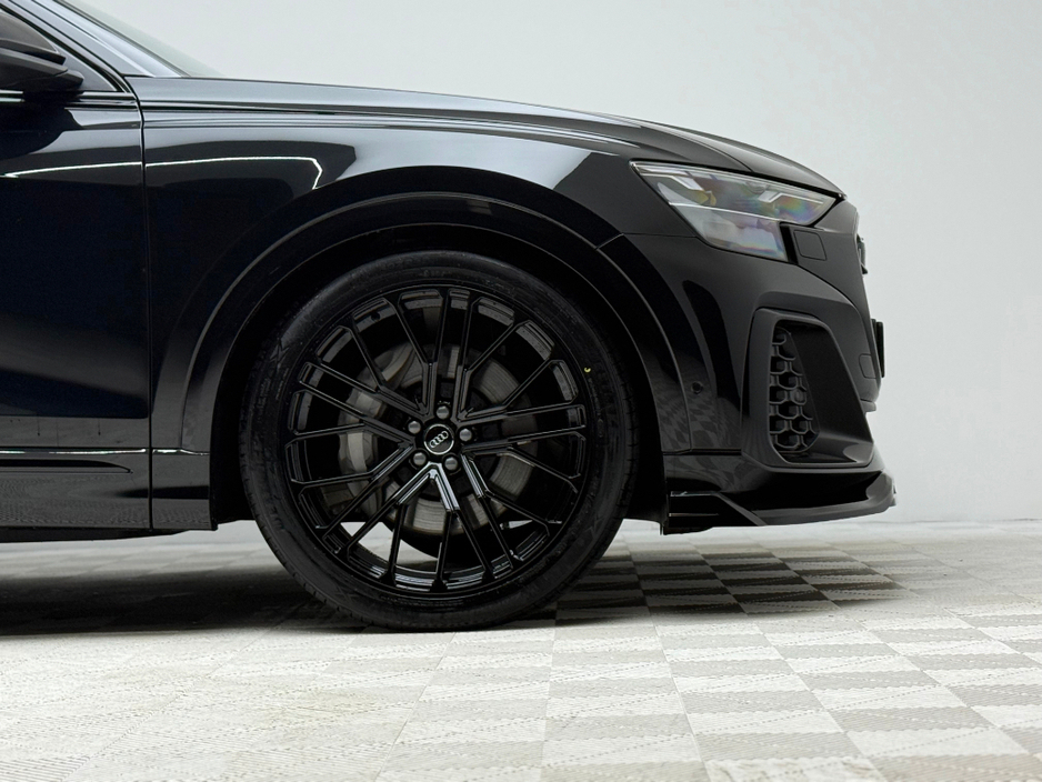 2024 Audi Q8 55 TFSI E S LINE 375HP QUATTRO €87,990