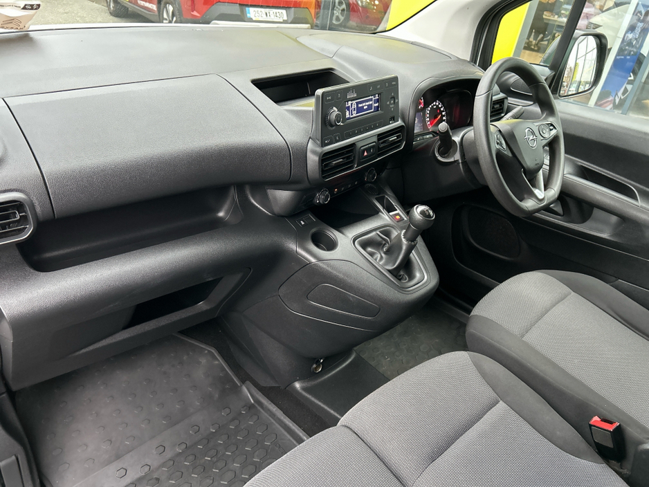 2021 Opel Combo L1H1-1.5 75PS DIESEL 5 S SP 5DR €11,950