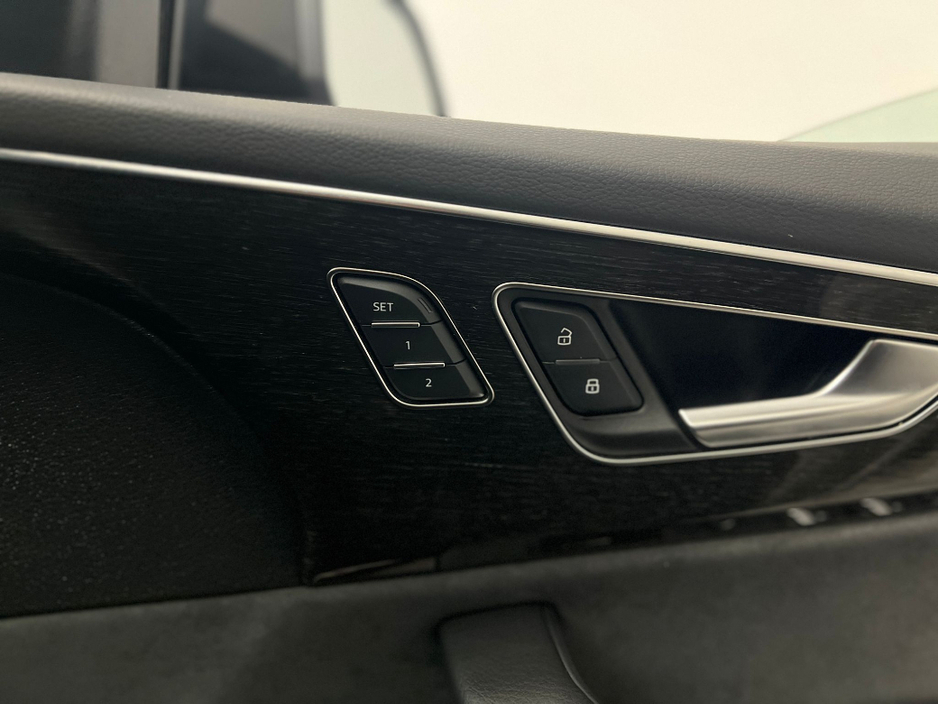 2023 Audi Q8 55 TFSI E S LINE BLACK ED 381HP QUATTRO €75,990