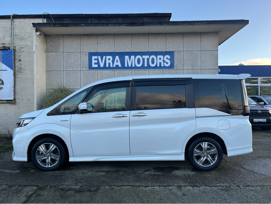 2020 Honda Stepwagon SPADA 7 SEATER HYBRID 2.0 PETROL //LOW MILES//ADAPTIVE CRUISE CONTROL//KEYLESS ENTRY//REVERSE CAMERA//POWER SLIDING REAR DOORS// €29,950