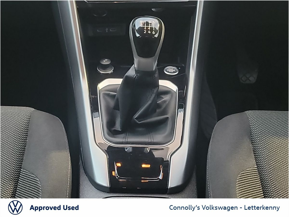 2025 Volkswagen T-Roc EDT 75 1.0TSI M6F 116HP *From €263PM* €31,850